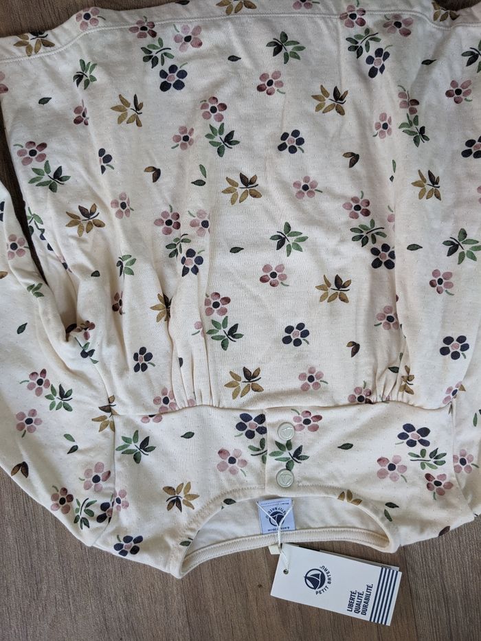 Blouse neuve avec étiquette petit bateau 6 ans - photo numéro 2