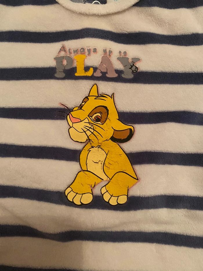 Pyjama velours Le Roi Lion, taille 3 mois, Disney. - photo numéro 2