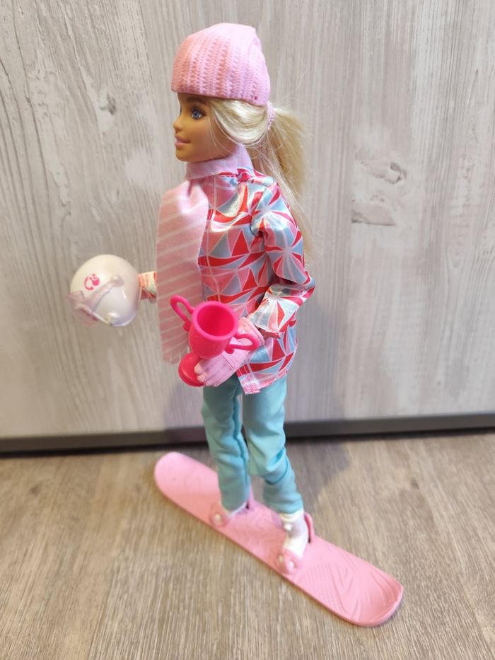 Barbie snowboard - photo numéro 2
