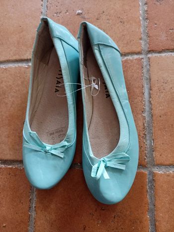 Ballerine bleu turquoise taille 32