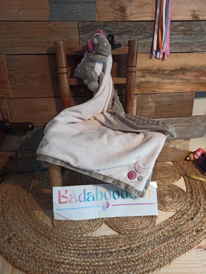 Doudou dinosaure Noukie's tbe