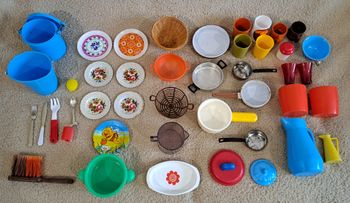 🪆 Gros lot de dinette pour enfants