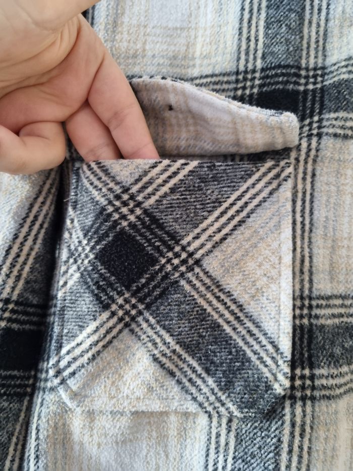 Veste a carreaux - photo numéro 3