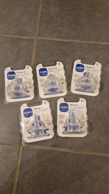 Tétine mam  0 et 1