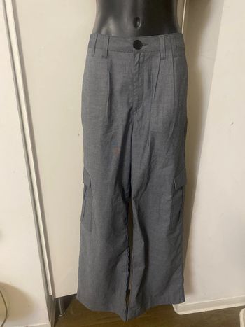 Pantalon léger cargo . Taille 38