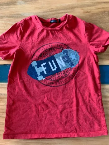 T-shirt ikks sequins taille 8 ans