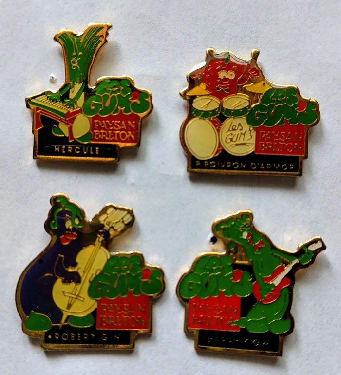 Lot de 4 pin's les gum's paysan Breton