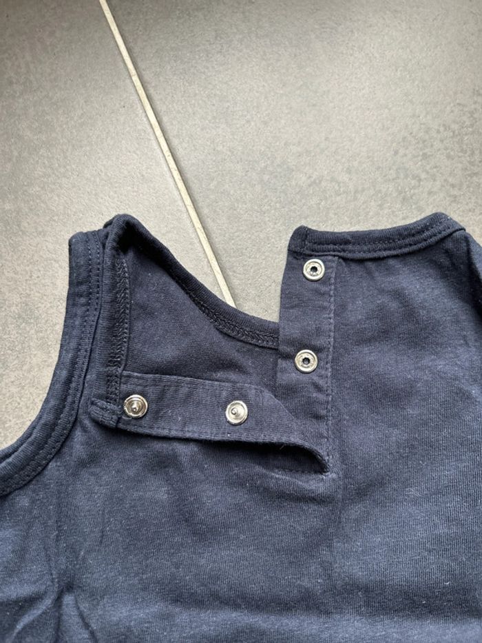 Ensemble 2 articles t-shirt sans manches débardeur et short neuf kiabi bébé garçon - photo numéro 4