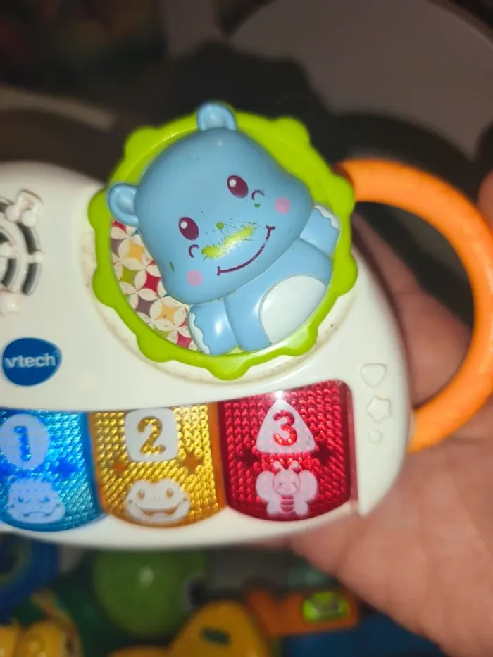 Petit piano hippo marque VTech - photo numéro 2