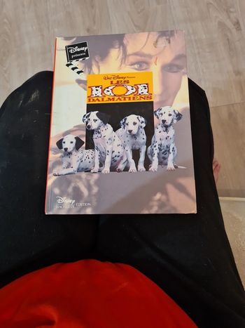 Livre film les 101 dalmatiens hachette