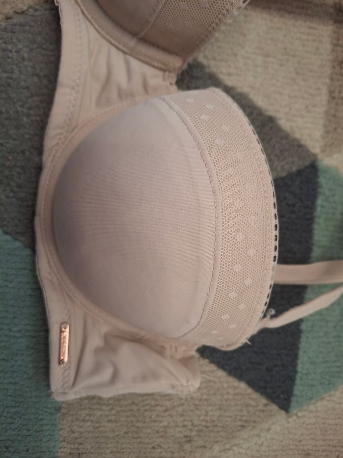 Soutien-gorge beige - photo numéro 2