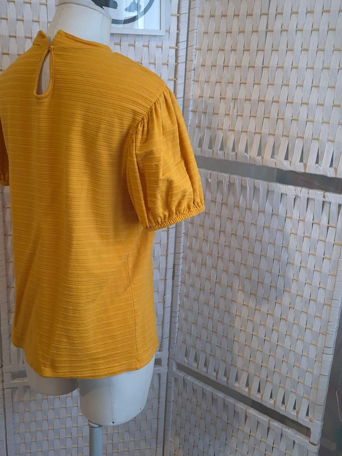 Joli T-shirt jaune moutarde texturé manches bouffantes Creeks femme TM / 38 - photo numéro 9