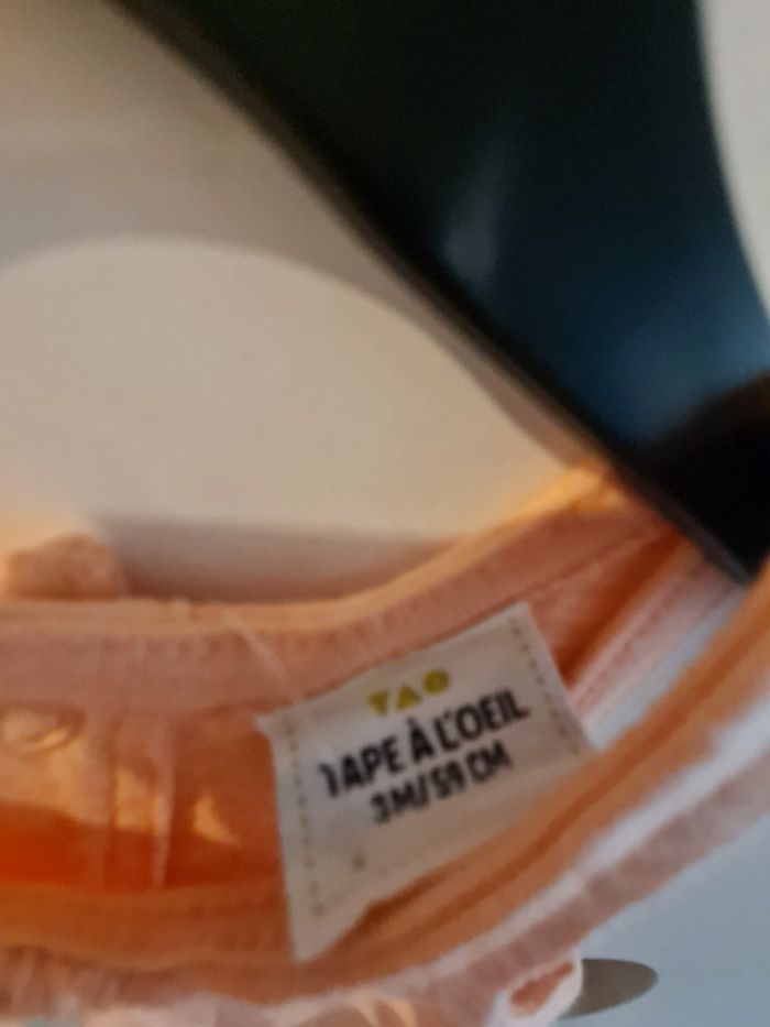 Barboteuse tape à l'œil - photo numéro 3