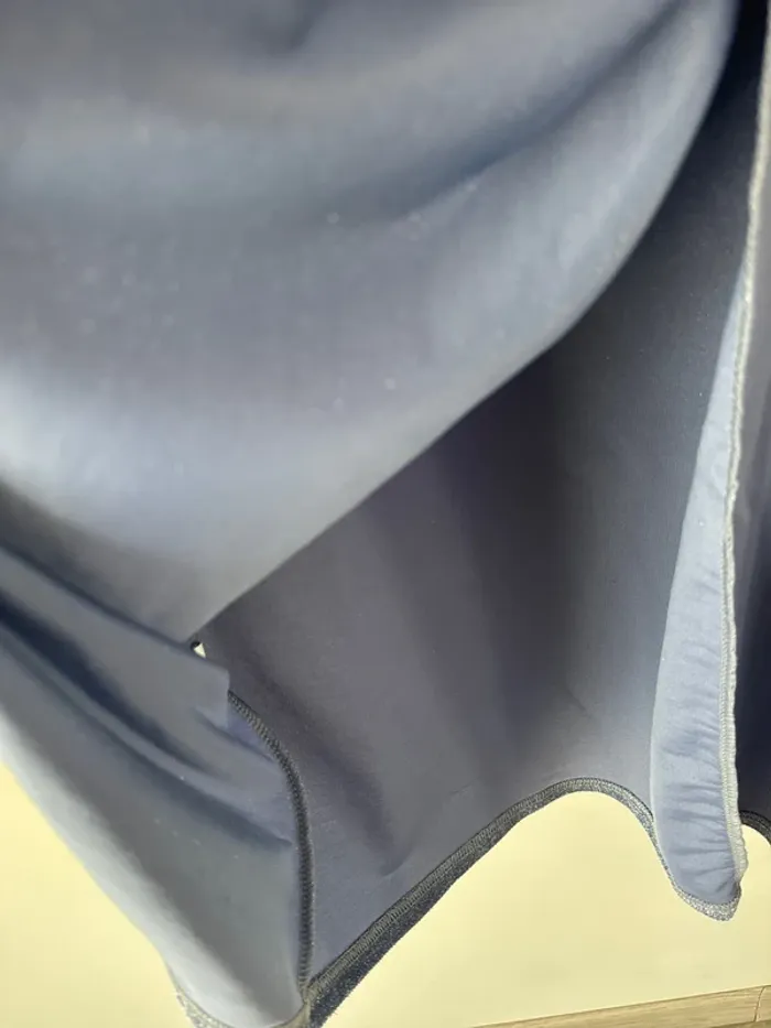 👗Robe - bleu argenté avec des paillettes- très bon état- sans marque - photo numéro 6