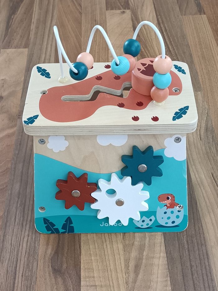 Petite table d'activités jeux de formes dinosaures Janod - photo numéro 4
