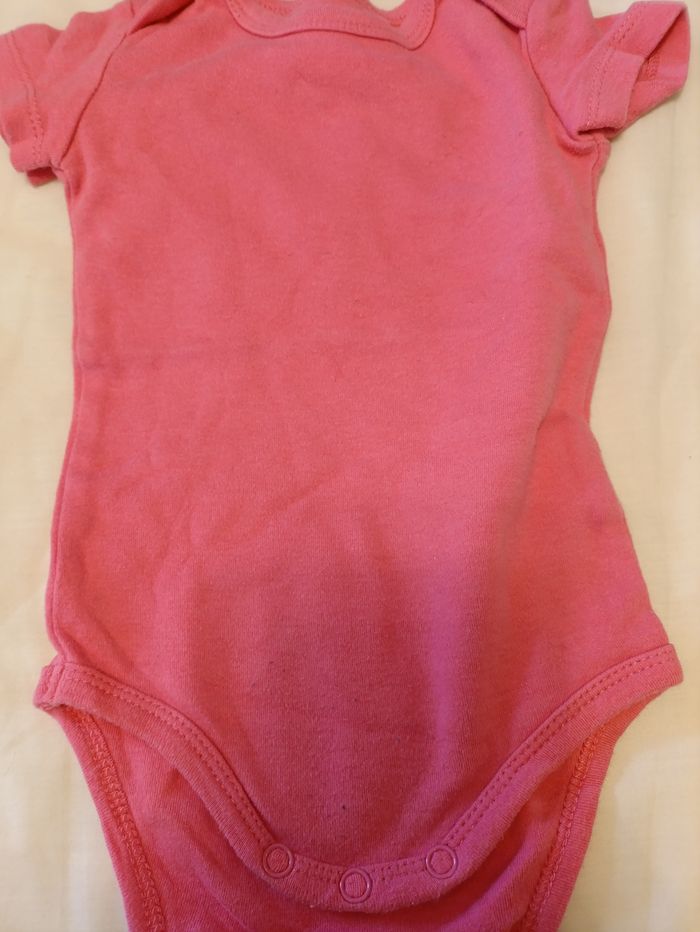 Body manches courtes 12 mois - photo numéro 4