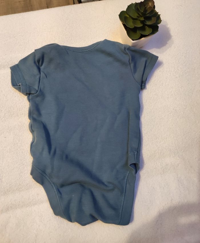 Body courtes manches Mickey et Pluto bleu - Taille 3/6 mois / 68 - Disney By Primark - photo numéro 4