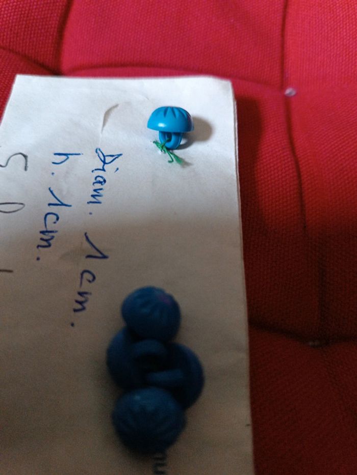 Lot 5 boutons 1/2 boule bleu - photo numéro 2