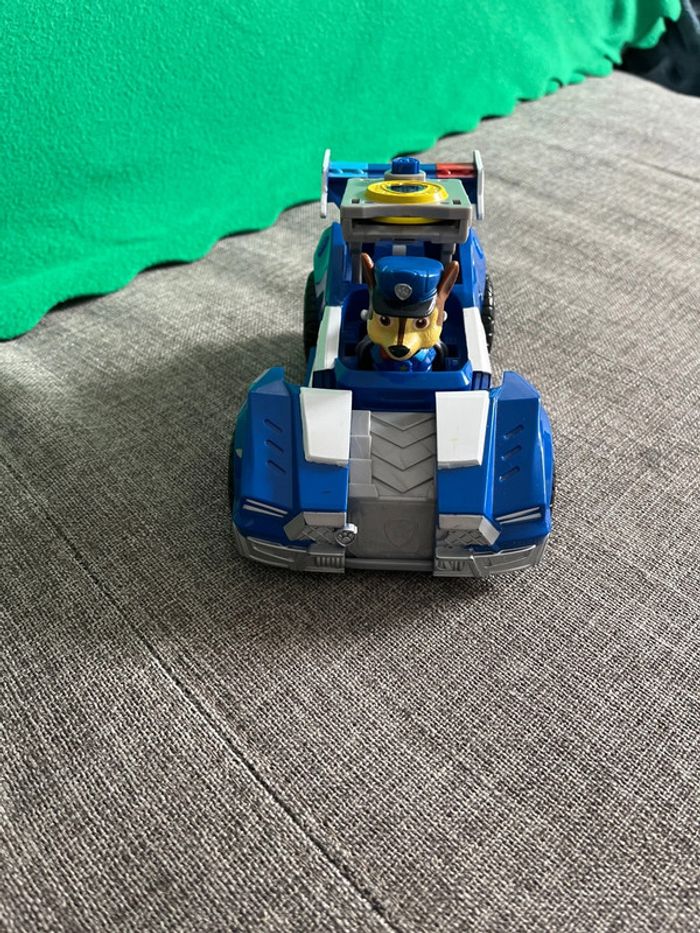 Voiture Chase - photo numéro 3