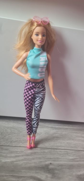 Barbie fashionista malibu