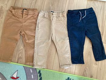 Lot 3 pantalons 24 mois