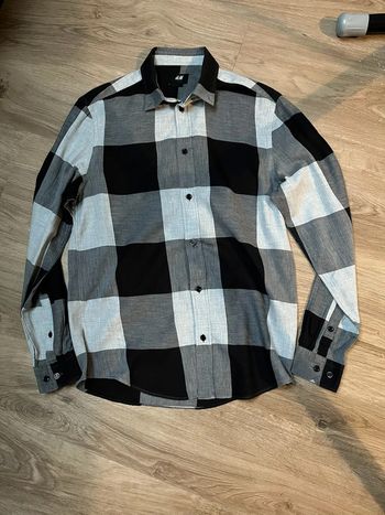 Chemise homme couleur blanc gris noir H&M taille S regular fit très bon état