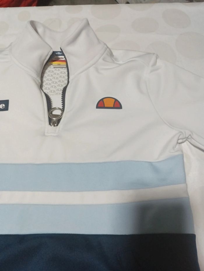 Sweat homme Ellesse taille XS en excellent état - photo numéro 2