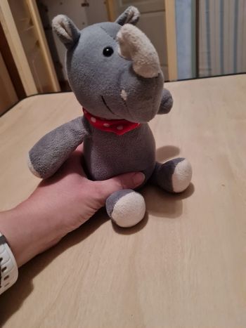 Peluche rhinocéros