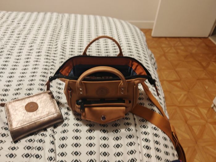 Sac cabaia avec porte monnaie et pochette amovible - photo numéro 3