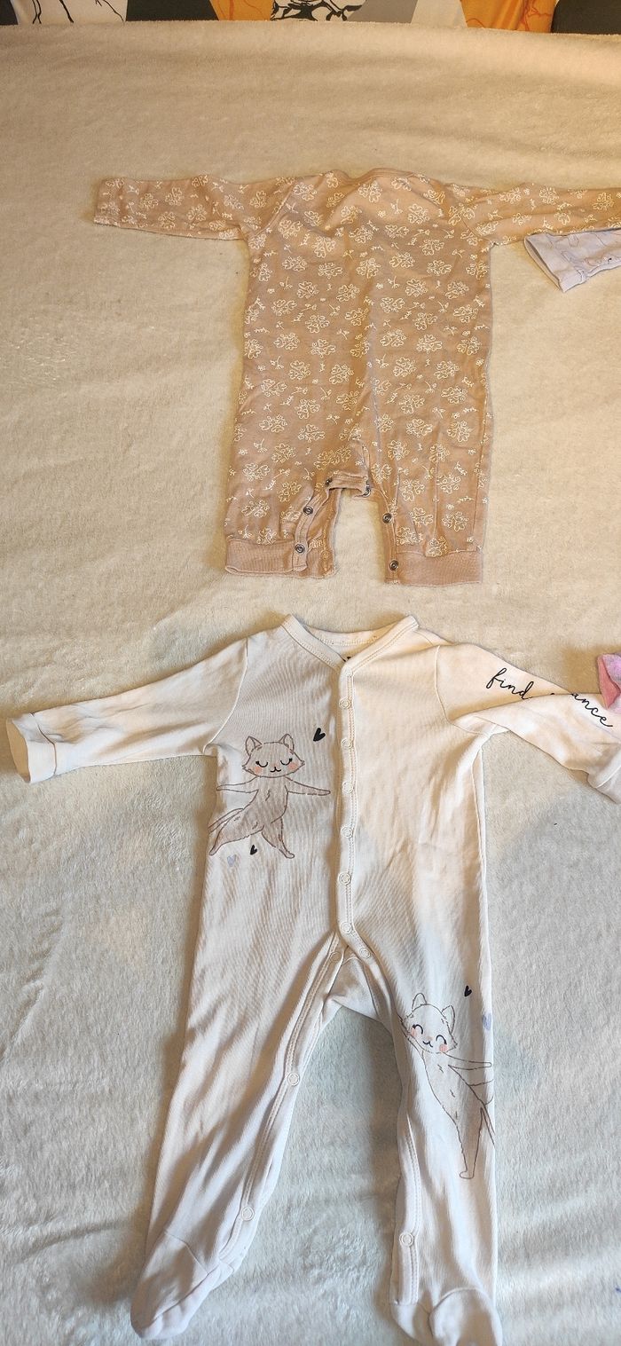 Lot vêtements 3-6 mois - photo numéro 8