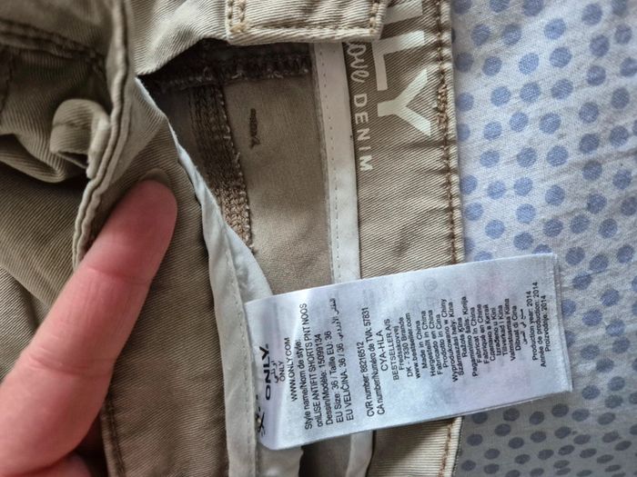 Short only taille 36 - photo numéro 3