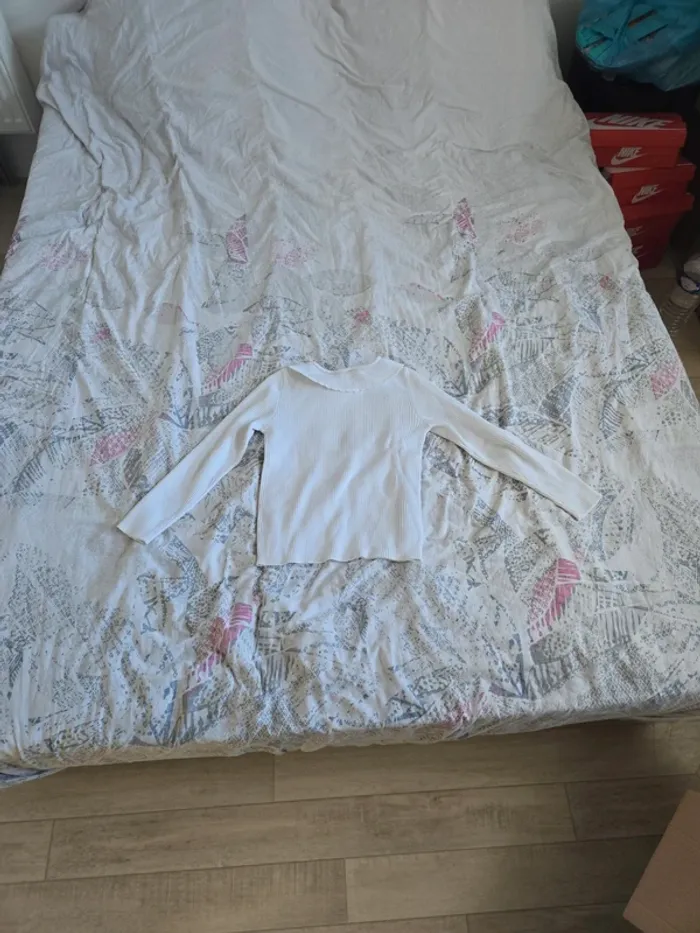 Pull léger fille taille 7-8ans primark - photo numéro 2