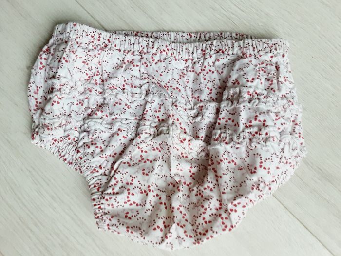Vêtement bébé fille short culotte 18 mois - photo numéro 2