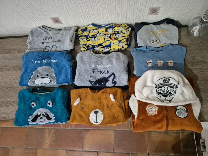 Lot pijamas polaire hiver 2 pieces