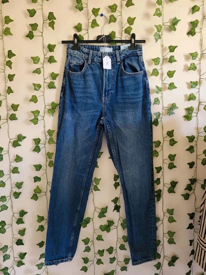 jean mom bershka 34
