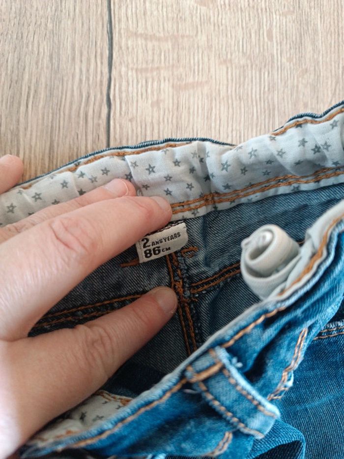 Jupe en jean en 2 ans - photo numéro 2