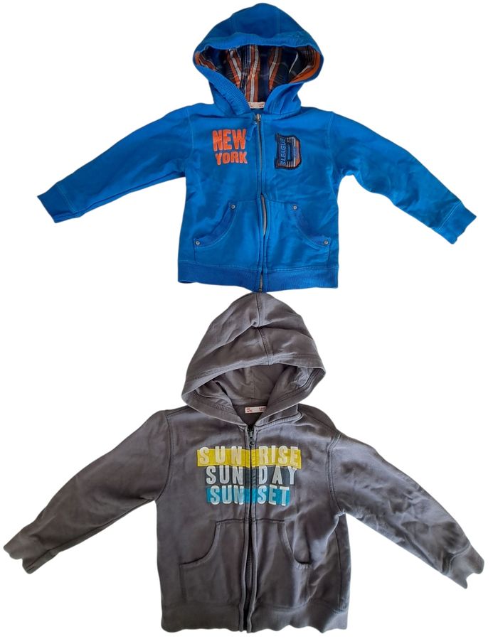 Lot de 2 sweats zippés garçon 5 ans TBE
