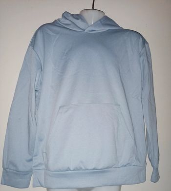 Sweat 8 ans neuf