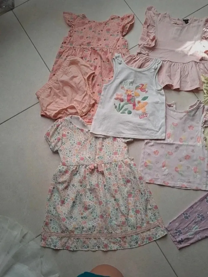Lot fille 23/24 mois - photo numéro 2