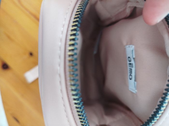 Petit sac à main type sac à dos - photo numéro 4