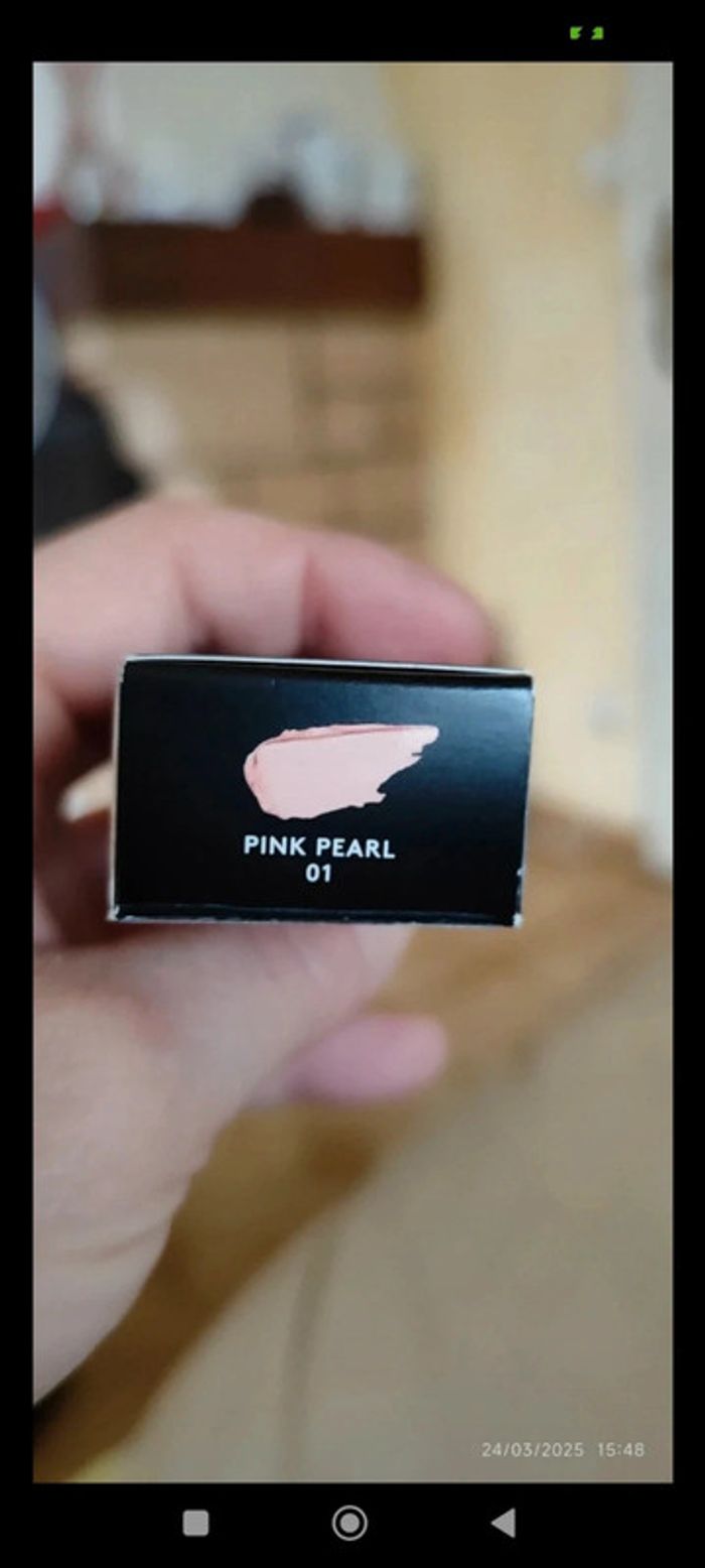 Fenty Beauty Eaze Drop Lit All Over Glow Enhancer 15 ml
Teinte 01 Pink Pearl - photo numéro 4