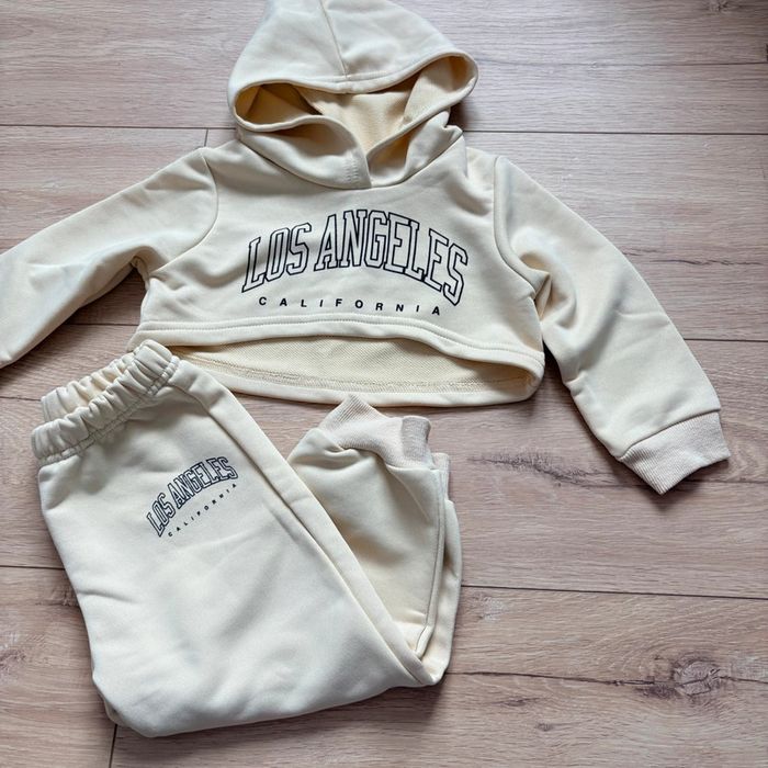 Ensemble beige "Los Angeles" SHEIN bébé – 18-24 mois, neuf sans étiquette