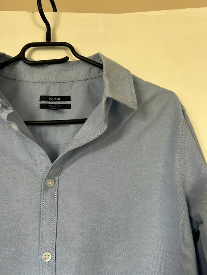 Chemise bleue - photo numéro 2