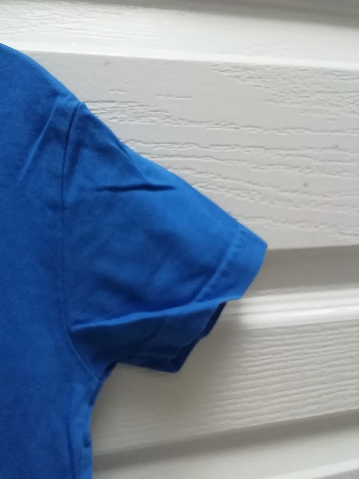 Vends t-shirt garçon été bleu marine avec motif sur le devant - photo numéro 4