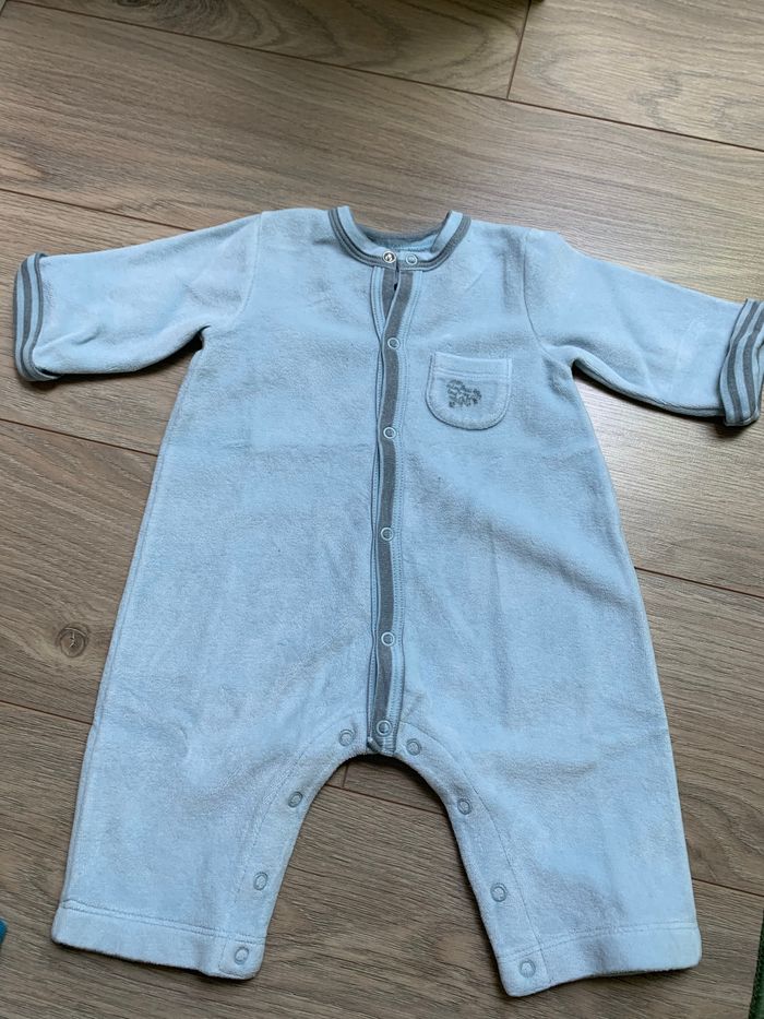 Combinaison ou pyjama petit bateau 3 mois