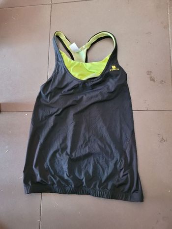 T-shirt de sport decathlon taille 40