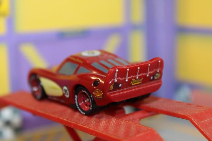 Disney Pixar cars Flash Mc Queen - photo numéro 3