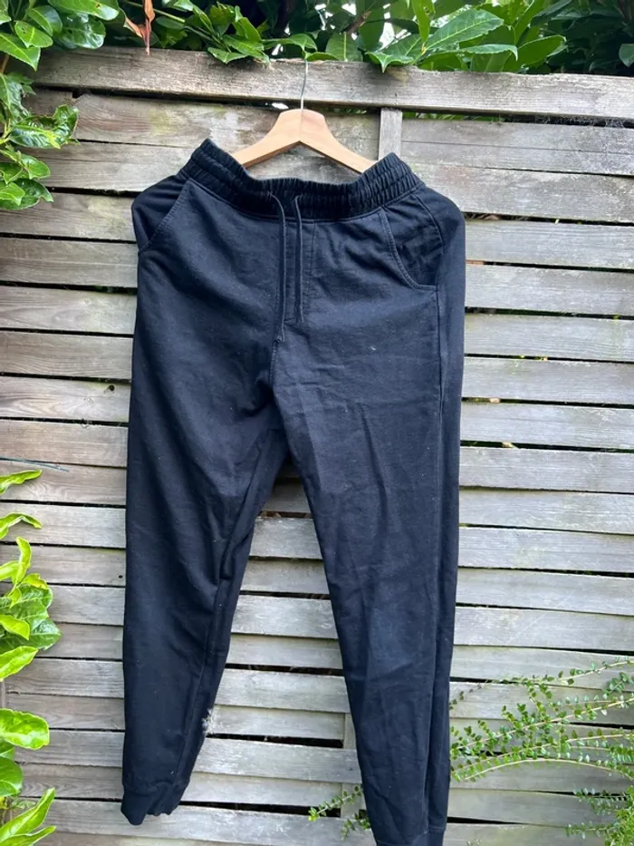 Jogging noir Kiabi – Taille S – Bon état - photo numéro 3