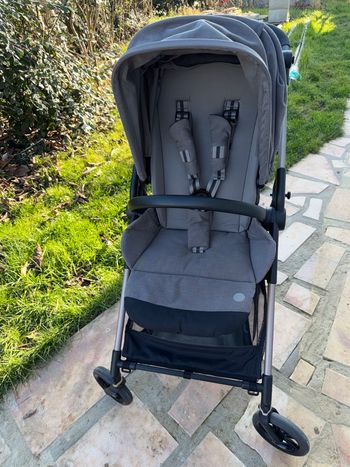 Poussette cybex melio