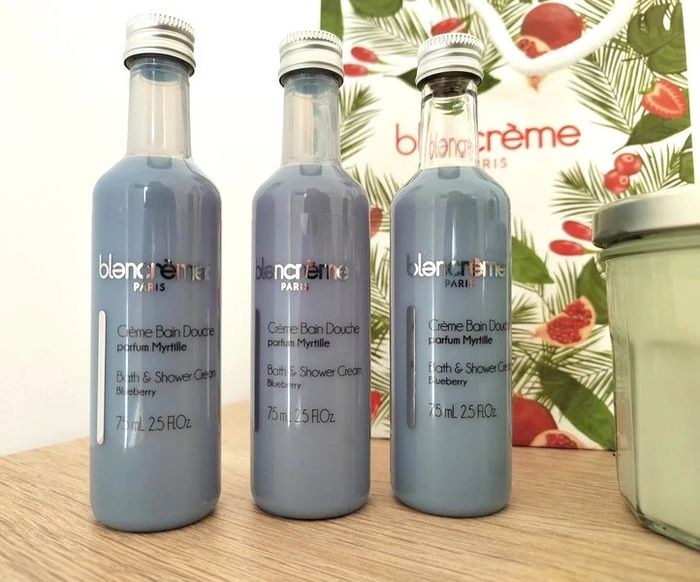 40 € Lot de 4 Produits Blancrème - Neuf 🛁 - photo numéro 2